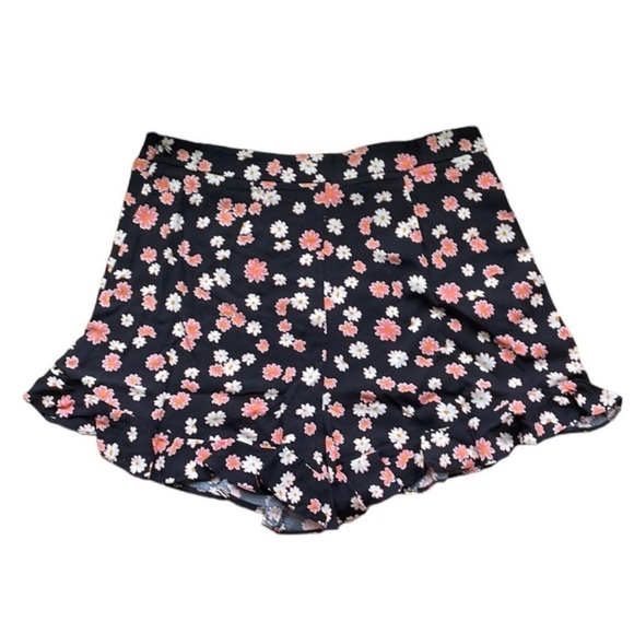 NWT New Look High Waist Ruffle Orange Floral Shorts - Picture 4 of 6